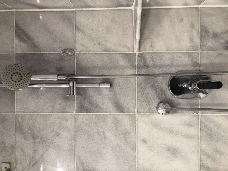 Shower Fixtures and Fittings